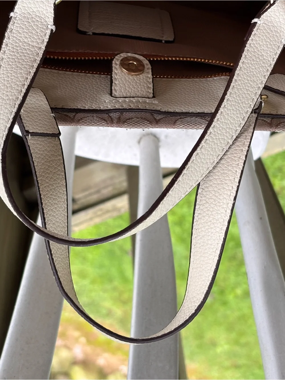 Coach signature print